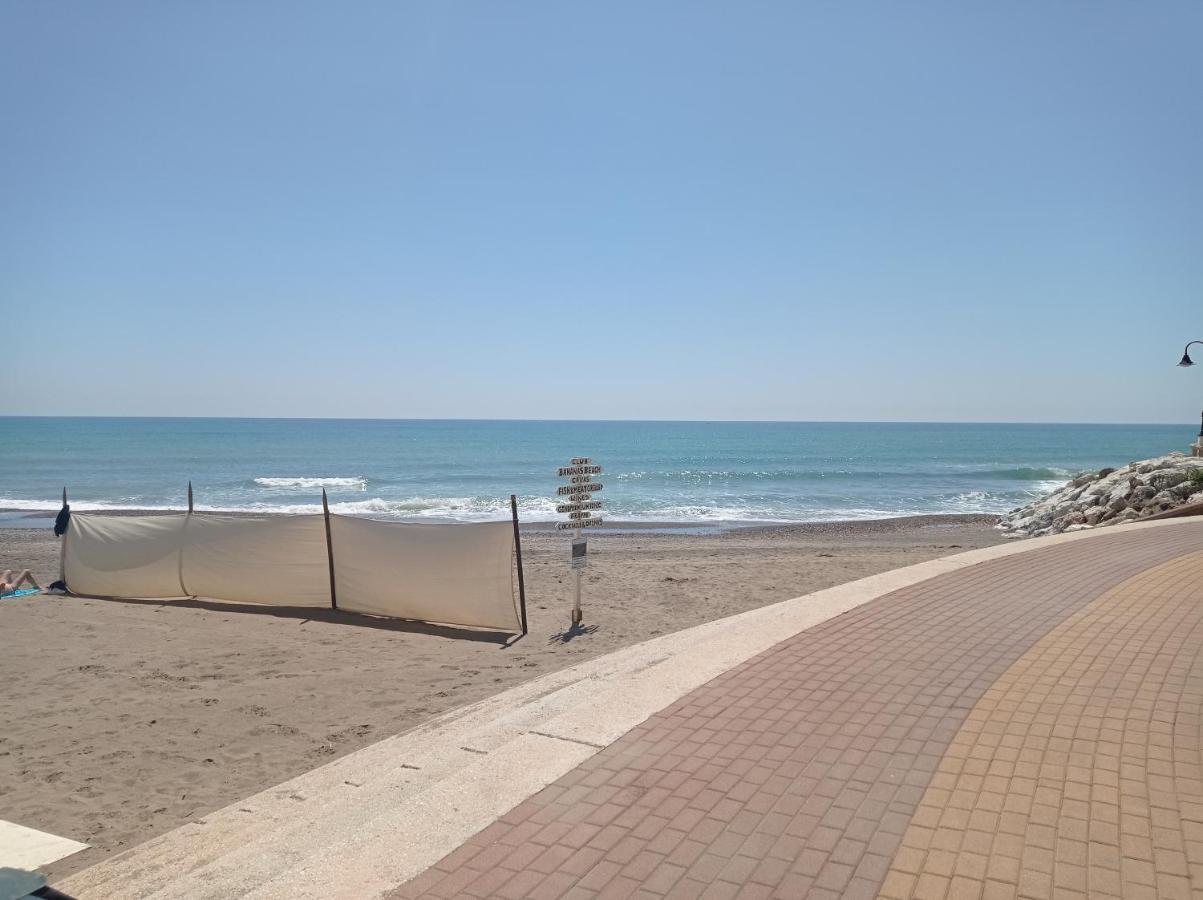 Turisstiko La Roca Chica 4 Apartment Torremolinos Exterior foto