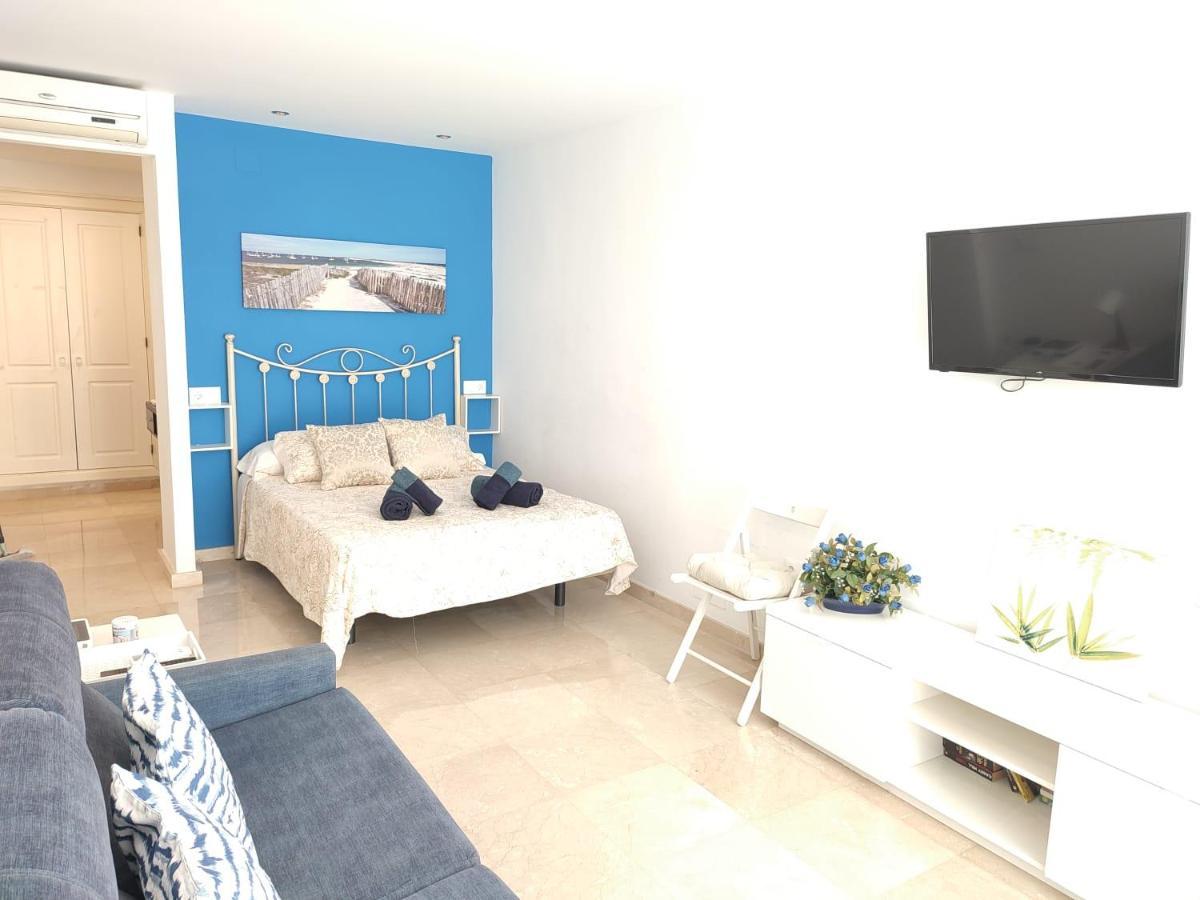 Turisstiko La Roca Chica 4 Apartment Torremolinos Exterior foto